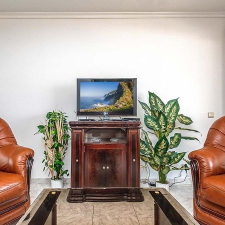 Sea And Sunset View Apartment In Funchal Luaran gambar
