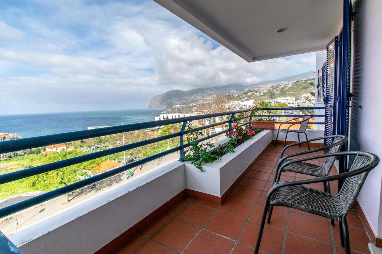Sea And Sunset View Apartment In Funchal Luaran gambar