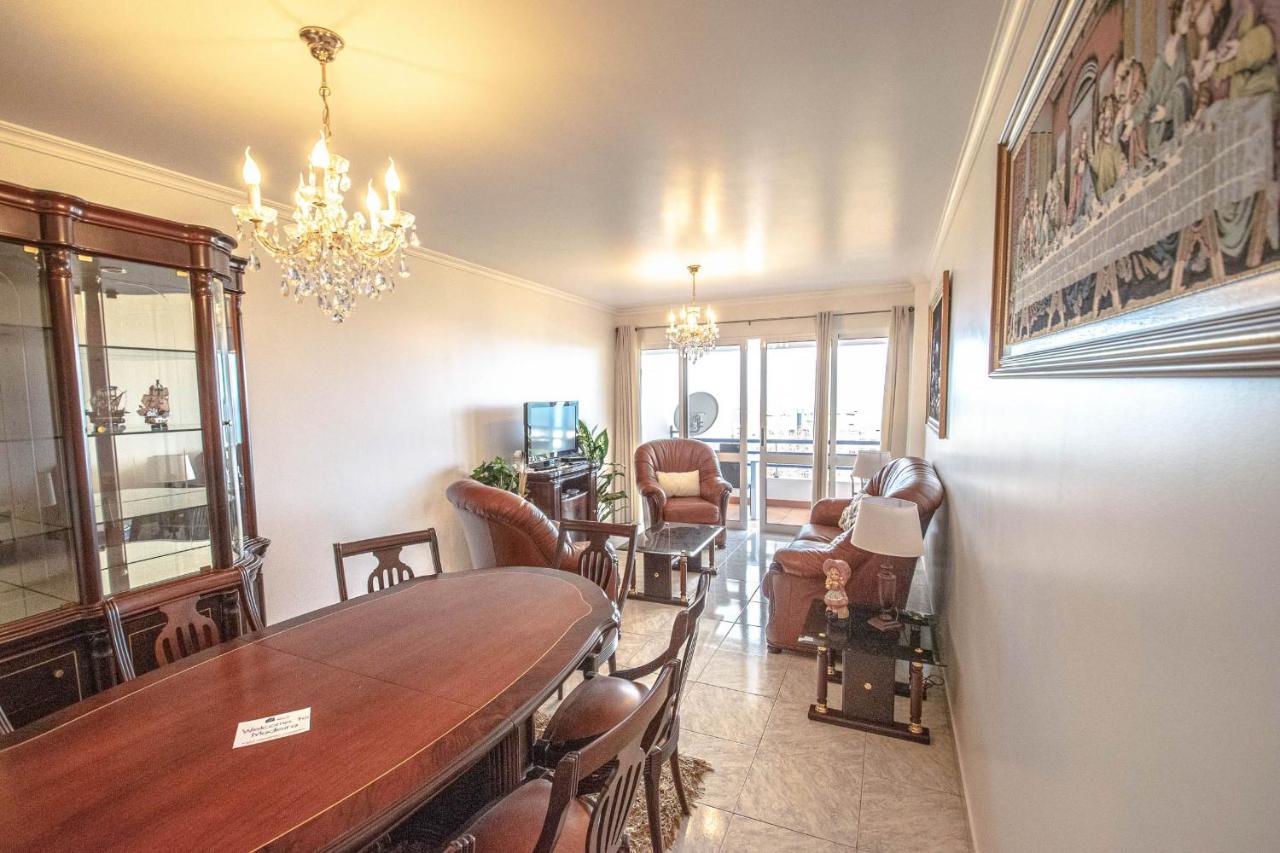 Sea And Sunset View Apartment In Funchal Luaran gambar